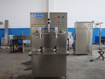 半自動灌裝機(jī)的工作原理為您介紹